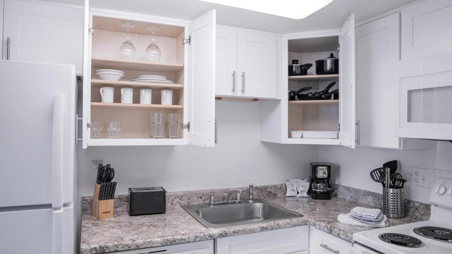 208 Fully Furnished 1Br Suite-Prime Location 斯科茨 美国